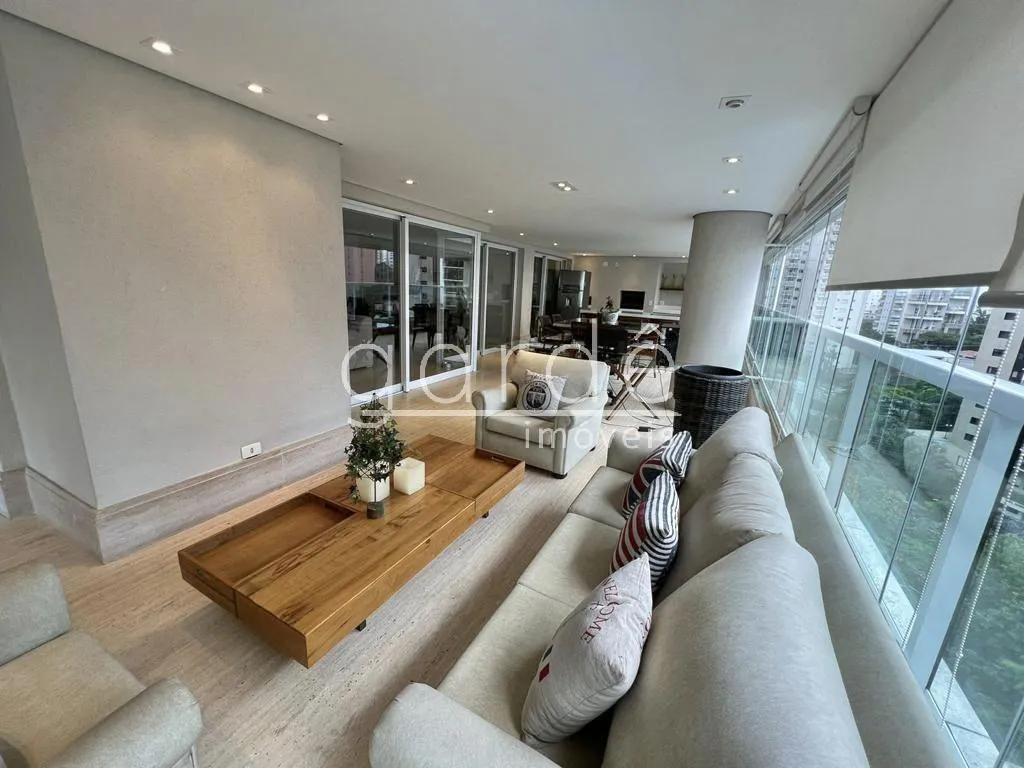 Apartamento com 4 suítes à venda em Moema, São Paulo, por R$ 12.800.000 Imagem 3
