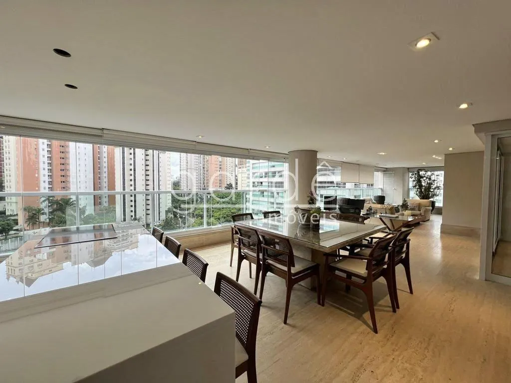 Apartamento com 4 suítes à venda em Moema, São Paulo, por R$ 12.800.000