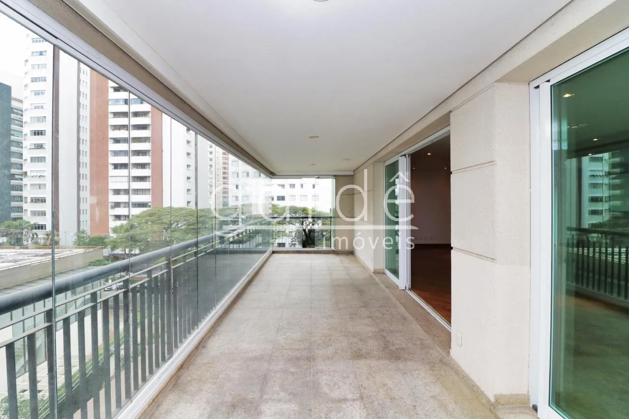 Apartamento com 3 suítes à venda em Vila Nova Conceição, São Paulo, por R$ 5.900.000