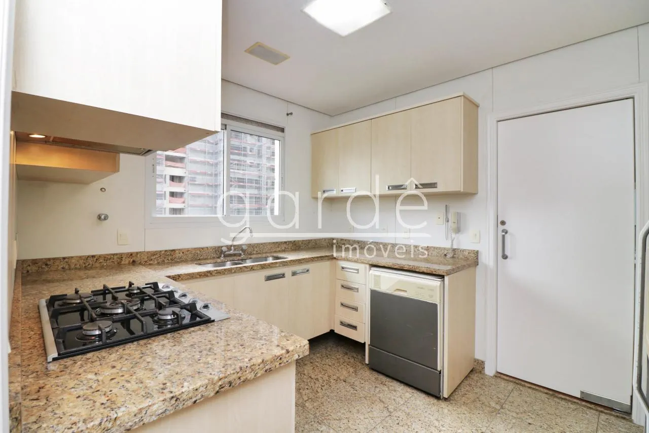 Apartamento com 3 suítes à venda em Vila Nova Conceição, São Paulo, por R$ 5.900.000 Imagem 11