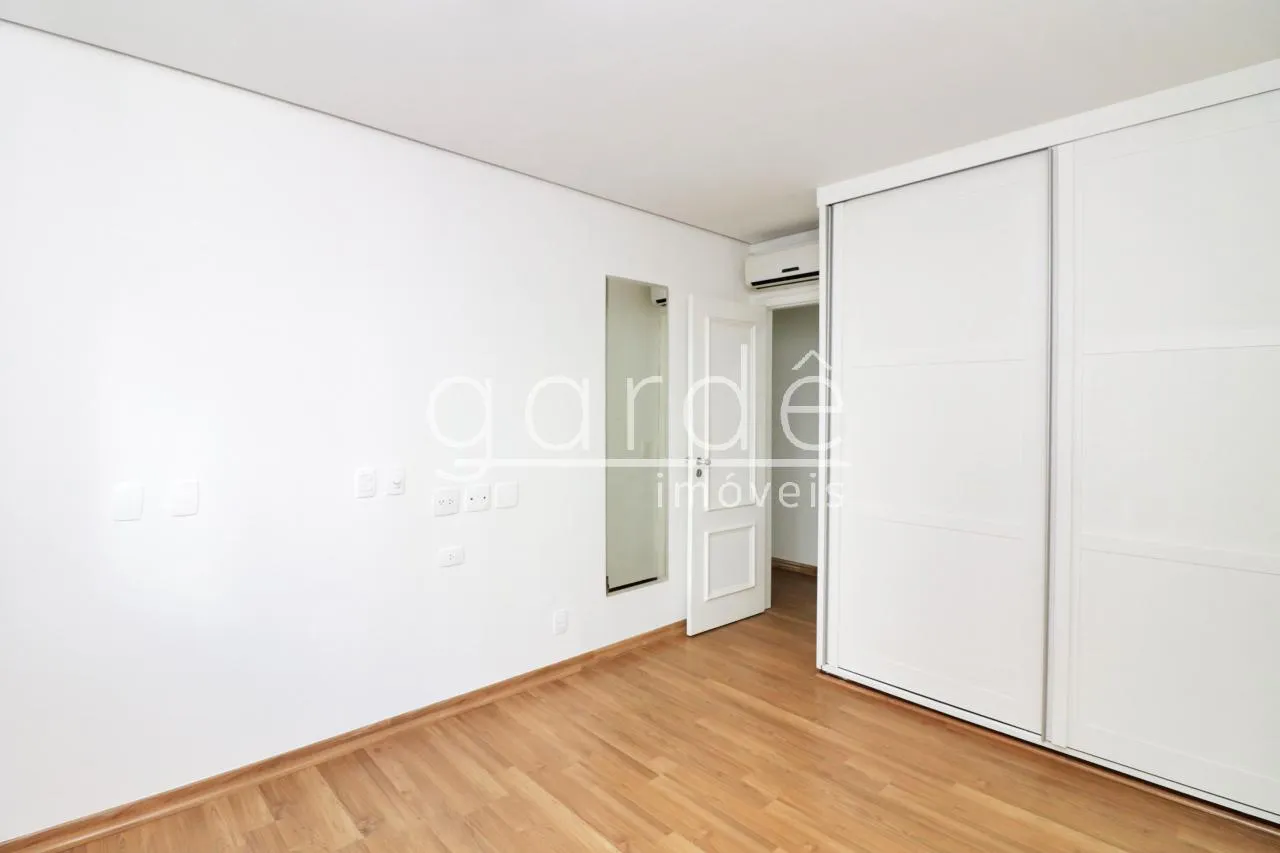 Apartamento com 3 suítes à venda em Vila Nova Conceição, São Paulo, por R$ 5.900.000 Imagem 16