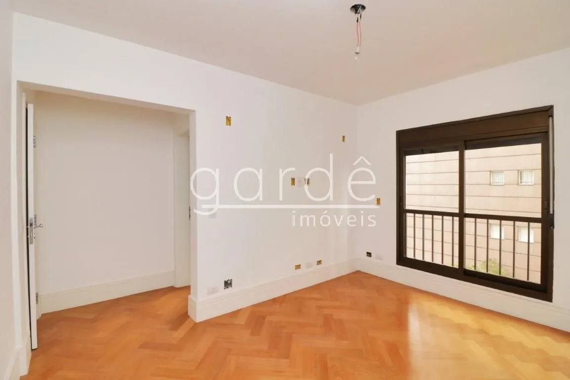 Apartamento com 3 suítes à venda em Vila Nova Conceição, São Paulo, por R$ 8.800.000 Imagem 18