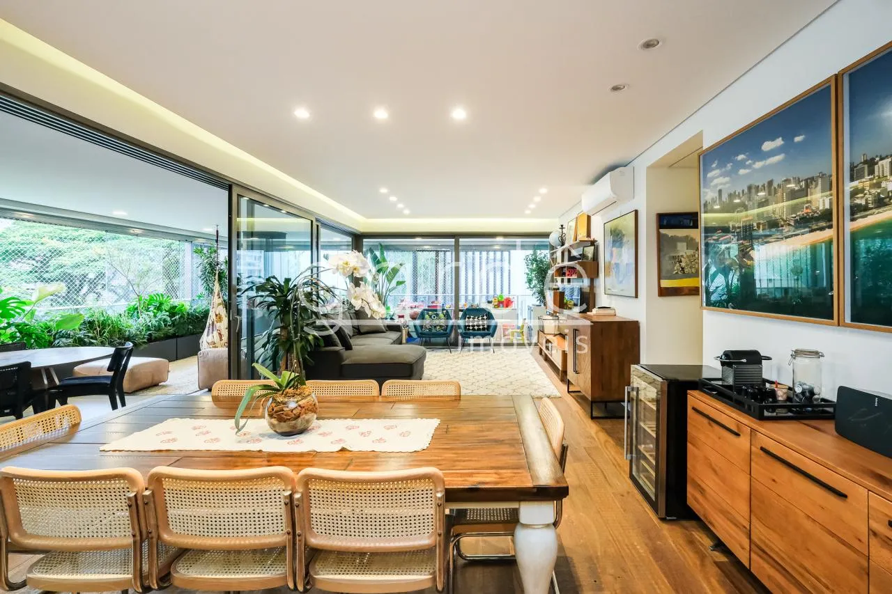 Apartamento com 3 suítes à venda em Vila Nova Conceição, São Paulo, por R$ 8.500.000 Imagem 8