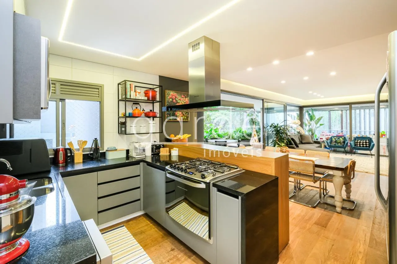 Apartamento com 3 suítes à venda em Vila Nova Conceição, São Paulo, por R$ 8.500.000 Imagem 13