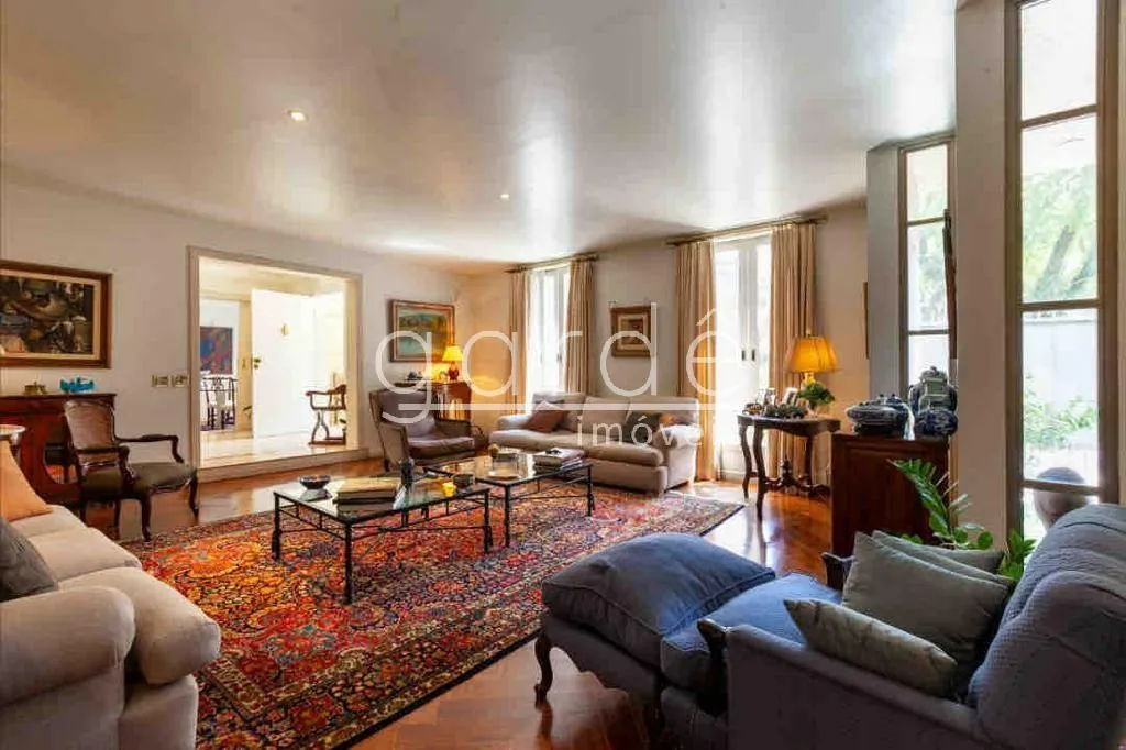 Casa com 4 suítes à venda em Jardim Paulista, São Paulo, por R$ 5.100.000