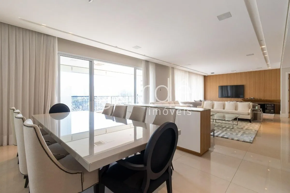 Apartamento com 4 suítes à venda em Moema, São Paulo, por R$ 10.800.000 Imagem 3