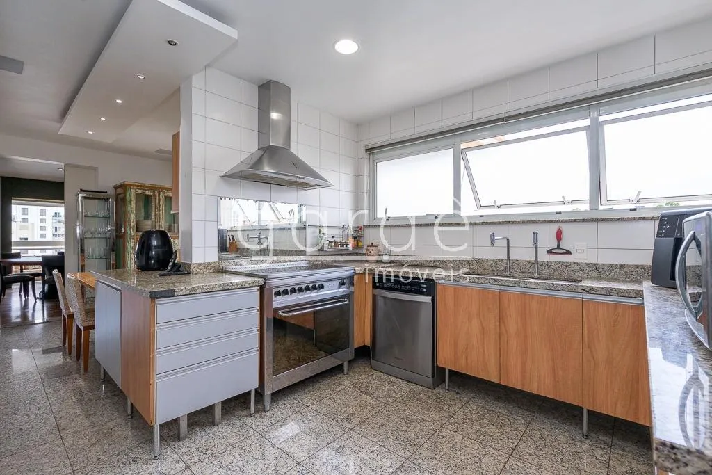 Apartamento com 3 suítes à venda em Moema, São Paulo, por R$ 4.950.000 Imagem 10