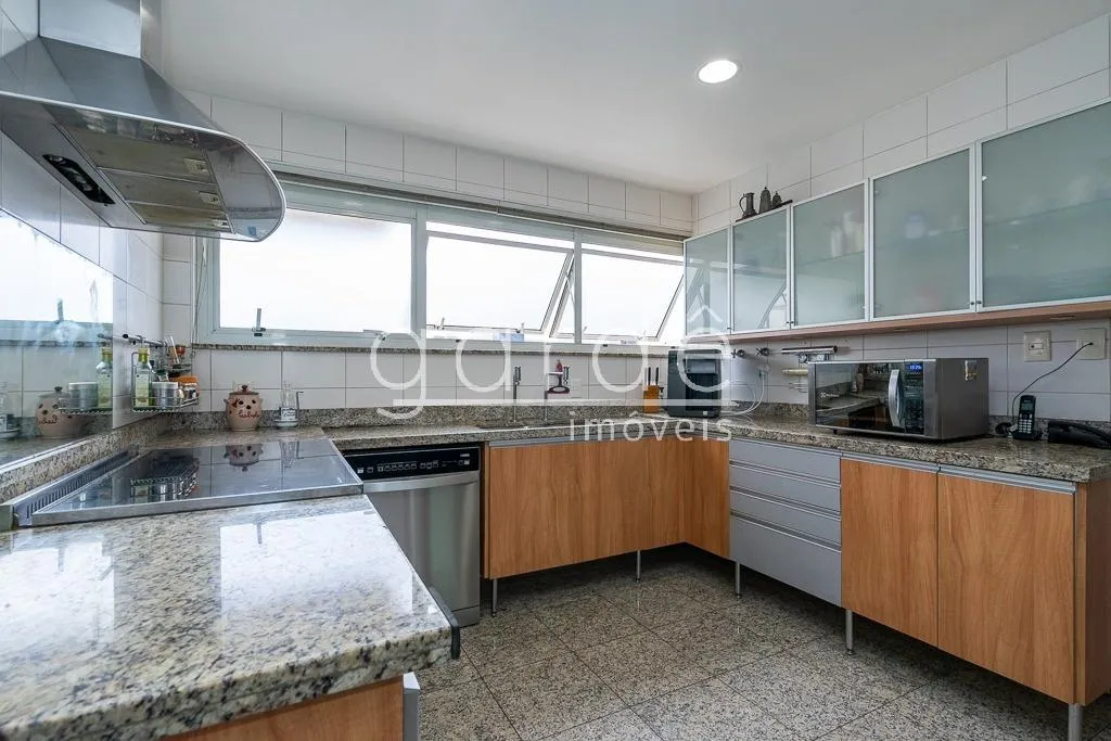 Apartamento com 3 suítes à venda em Moema, São Paulo, por R$ 4.950.000 Imagem 9