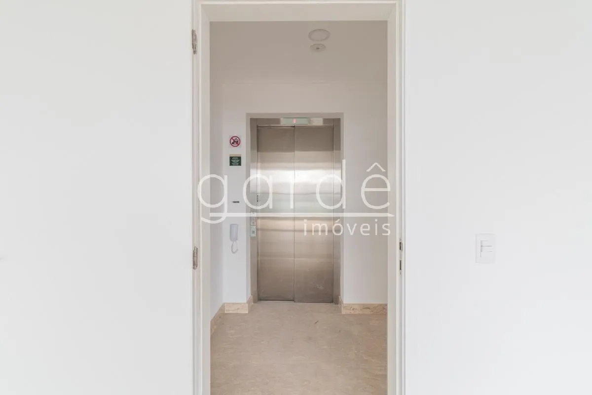 Apartamento com 3 suítes à venda em Moema, São Paulo, por R$ 4.500.000 Imagem 10