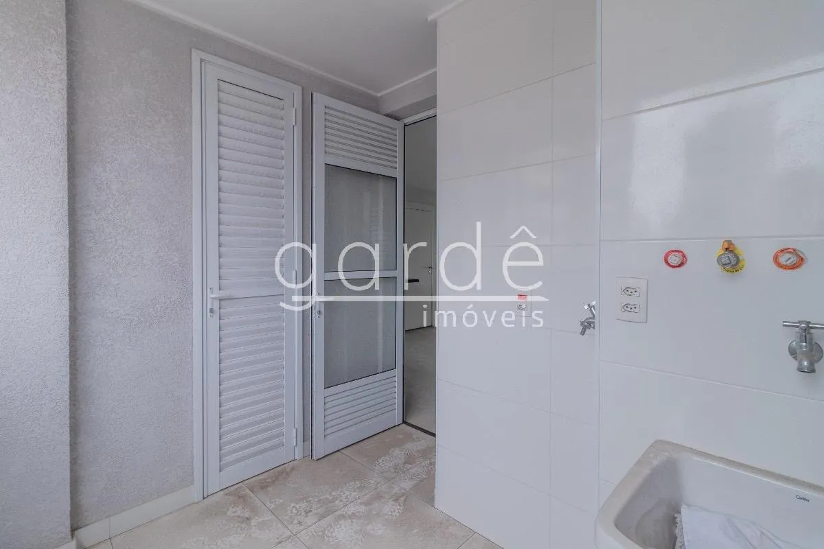 Apartamento com 3 suítes à venda em Moema, São Paulo, por R$ 4.500.000 Imagem 11