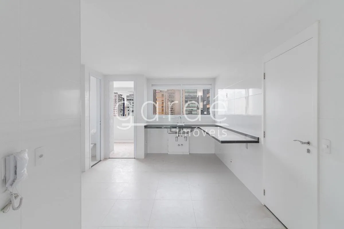 Apartamento com 3 suítes à venda em Moema, São Paulo, por R$ 4.500.000 Imagem 14