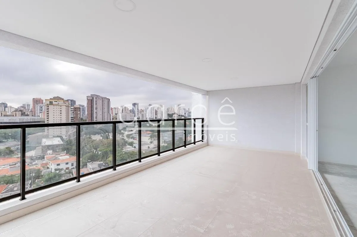 Apartamento com 3 suítes à venda em Moema, São Paulo, por R$ 4.500.000 Imagem 3
