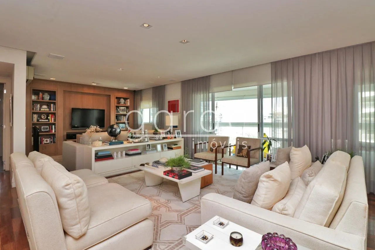 Apartamento com 3 suítes à venda em Itaim Bibi, São Paulo, por R$ 7.500.000 Imagem 11