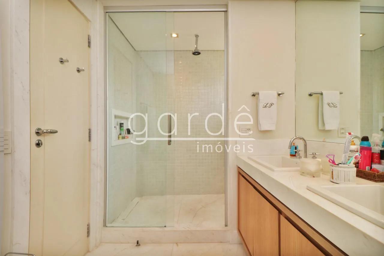 Apartamento com 3 suítes à venda em Itaim Bibi, São Paulo, por R$ 7.500.000 Imagem 41
