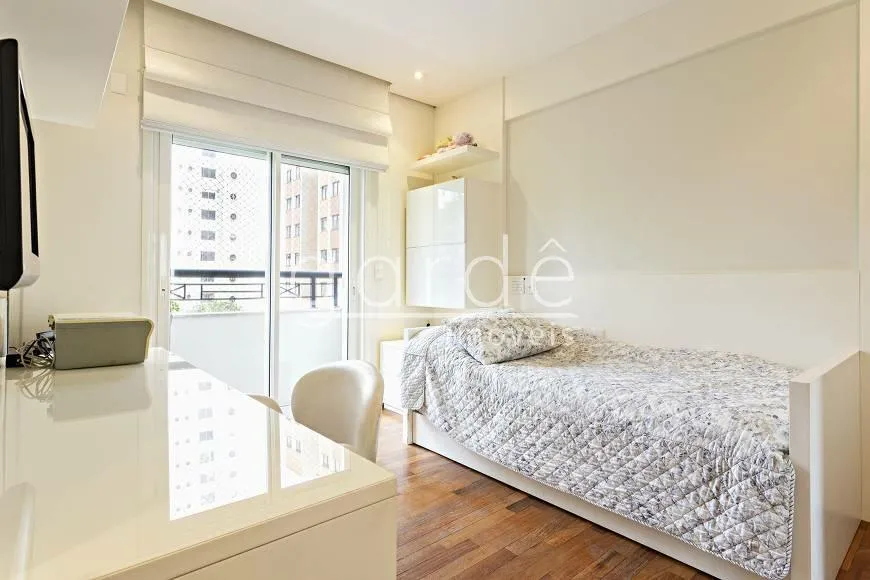 Apartamento com 4 suítes à venda em Vila Nova Conceição, São Paulo, por R$ 11.700.000 Imagem 15