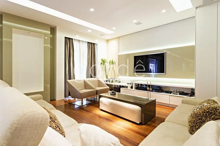 Apartamento com 4 suítes à venda em Vila Nova Conceição, São Paulo, por R$ 11.700.000 Imagem 5