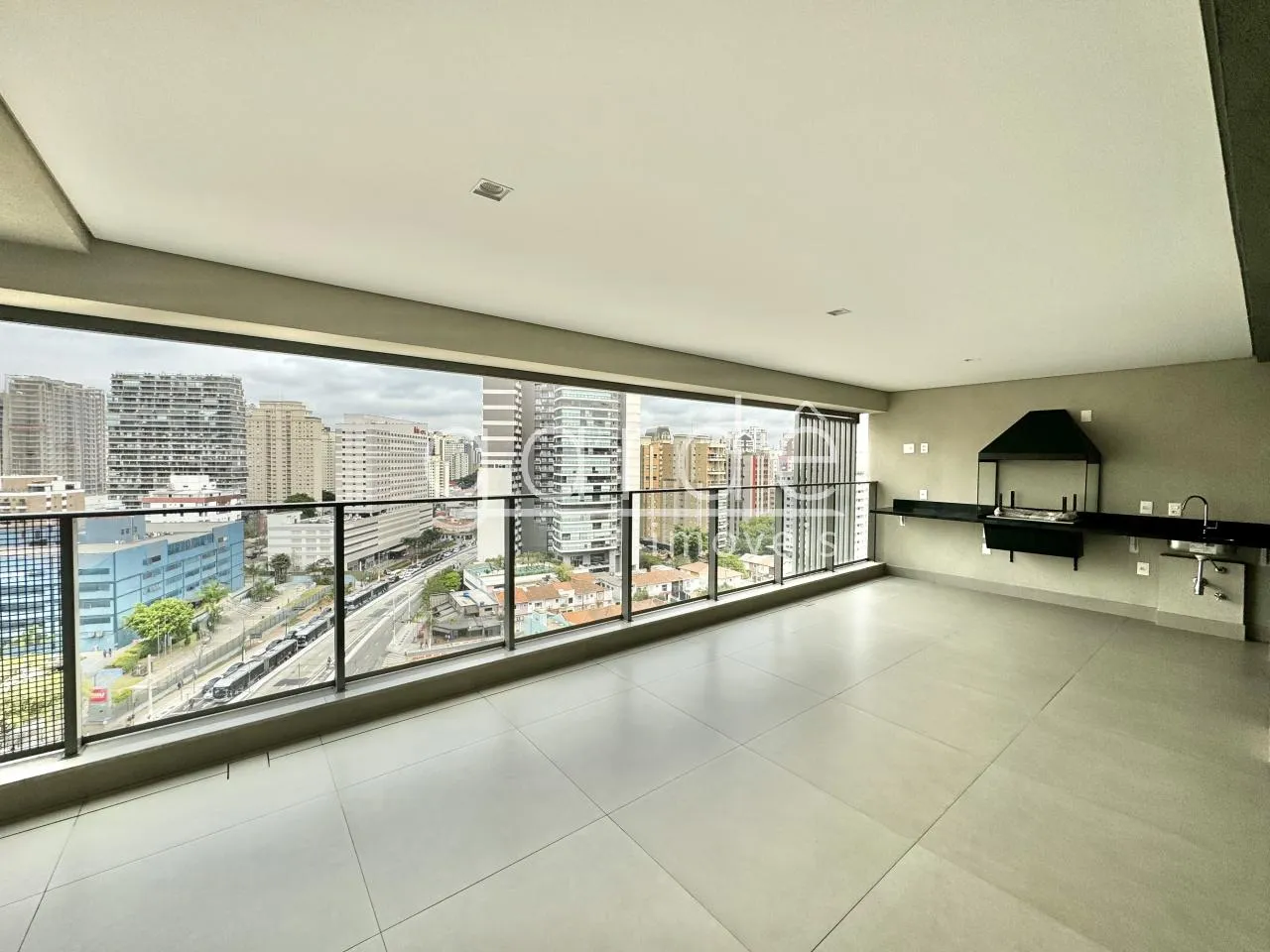 Apartamento com 3 suítes à venda em Vila Nova Conceição, São Paulo, por R$ 4.005.000 Imagem 3