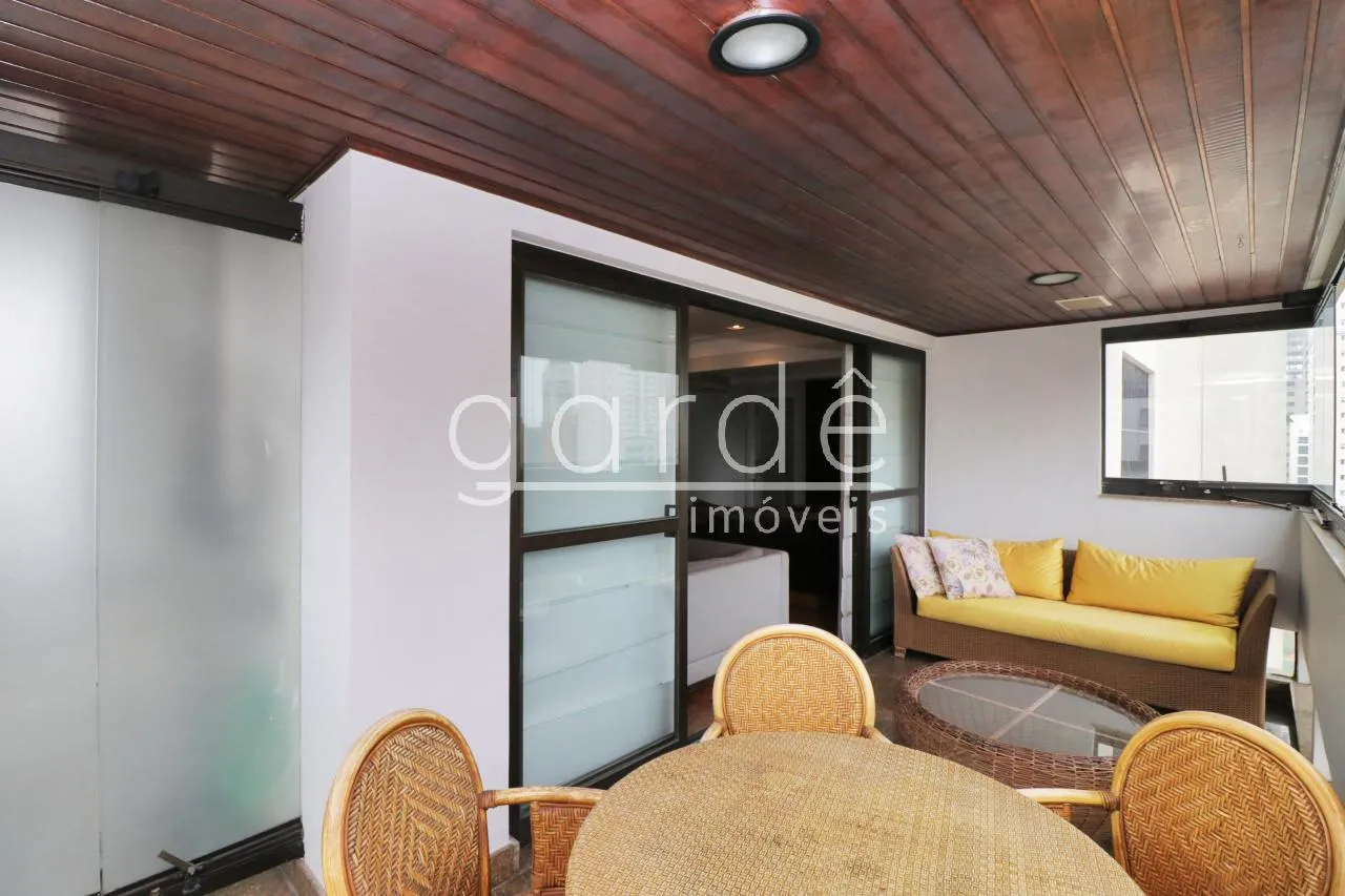 Apartamento com 3 suítes à venda em Moema, São Paulo, por R$ 3.990.000 Imagem 3