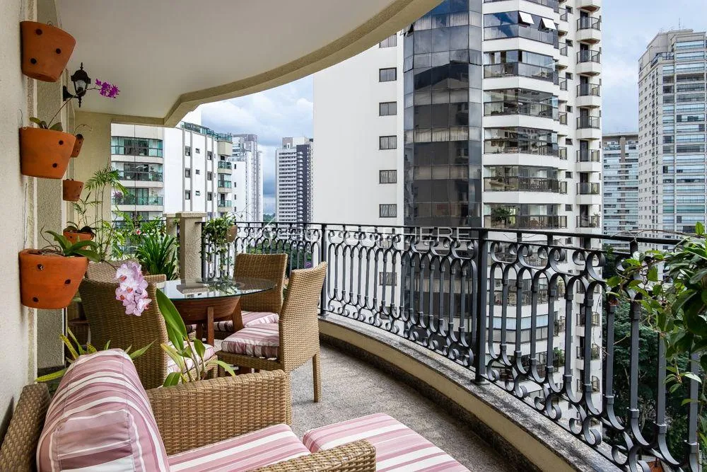 Apartamento com 4 suítes à venda em Campo Belo, São Paulo, por R$ 5.300.000 Imagem 7