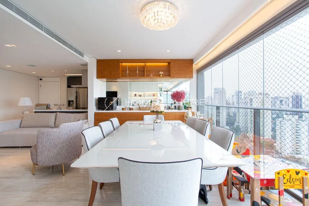 Apartamento com 2 suítes à venda em Vila Olímpia, São Paulo, por R$ 3.500.000 Imagem 2