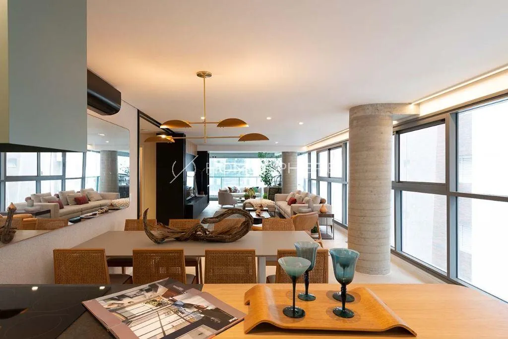 Apartamento com 2 suítes à venda em Jardim Paulista, São Paulo, por R$ 4.800.000 Imagem 3