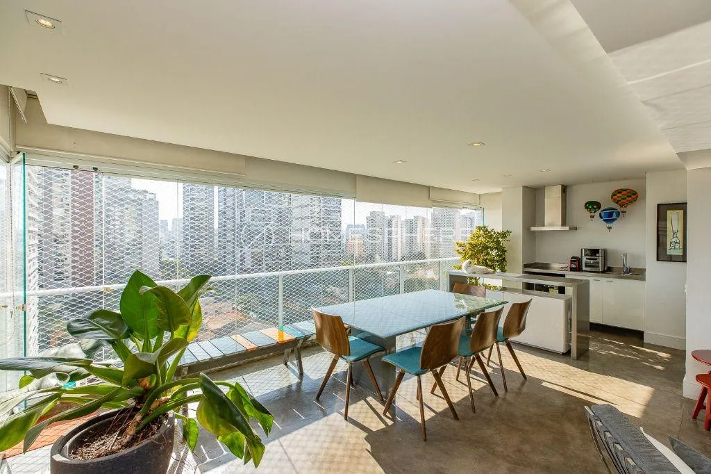 Apartamento com 2 suítes à venda em Brooklin Paulista, São Paulo, por R$ 2.140.000