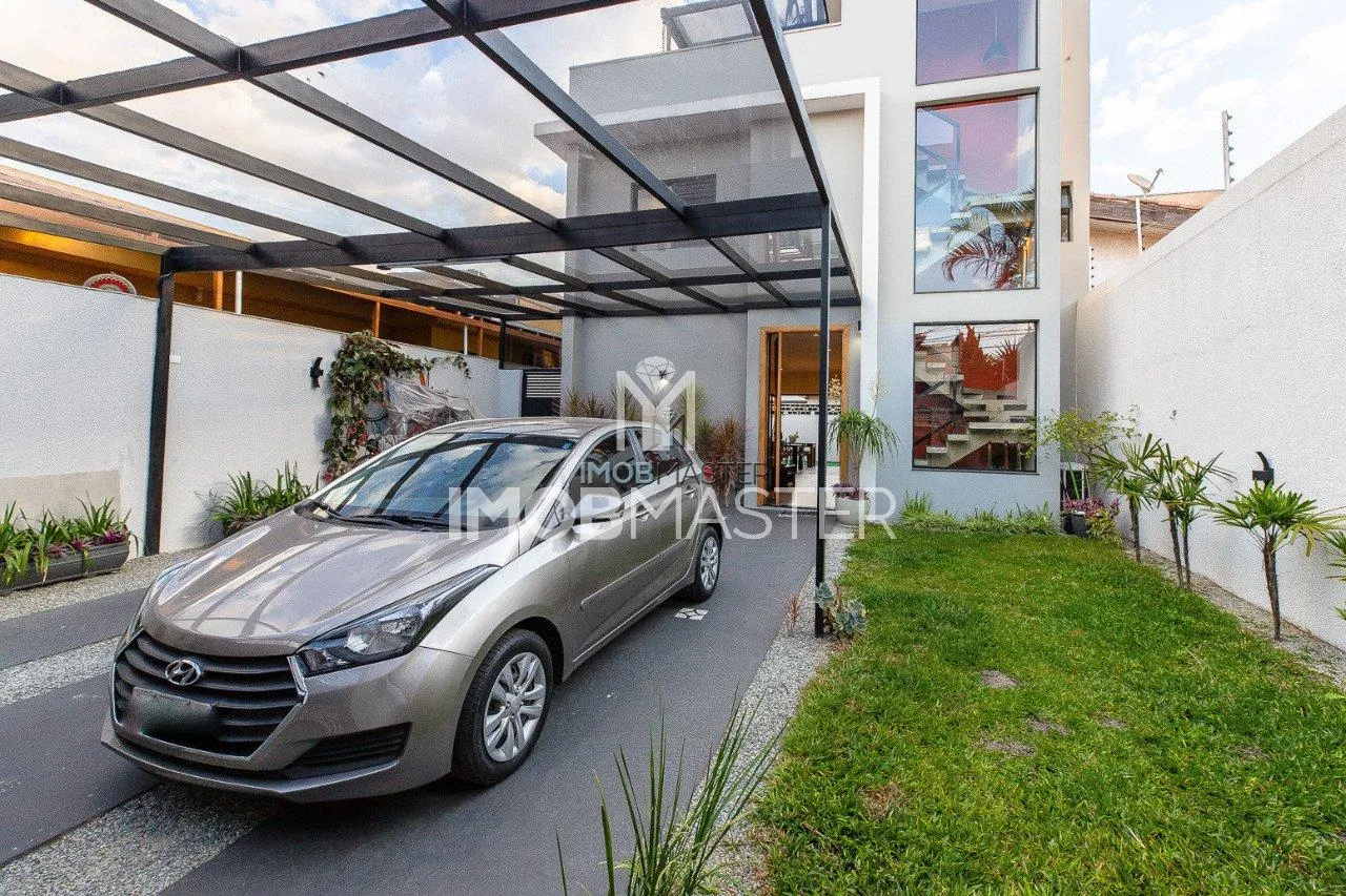 Casa com 3 suítes à venda em Moema, São Paulo, por R$ 3.350.000