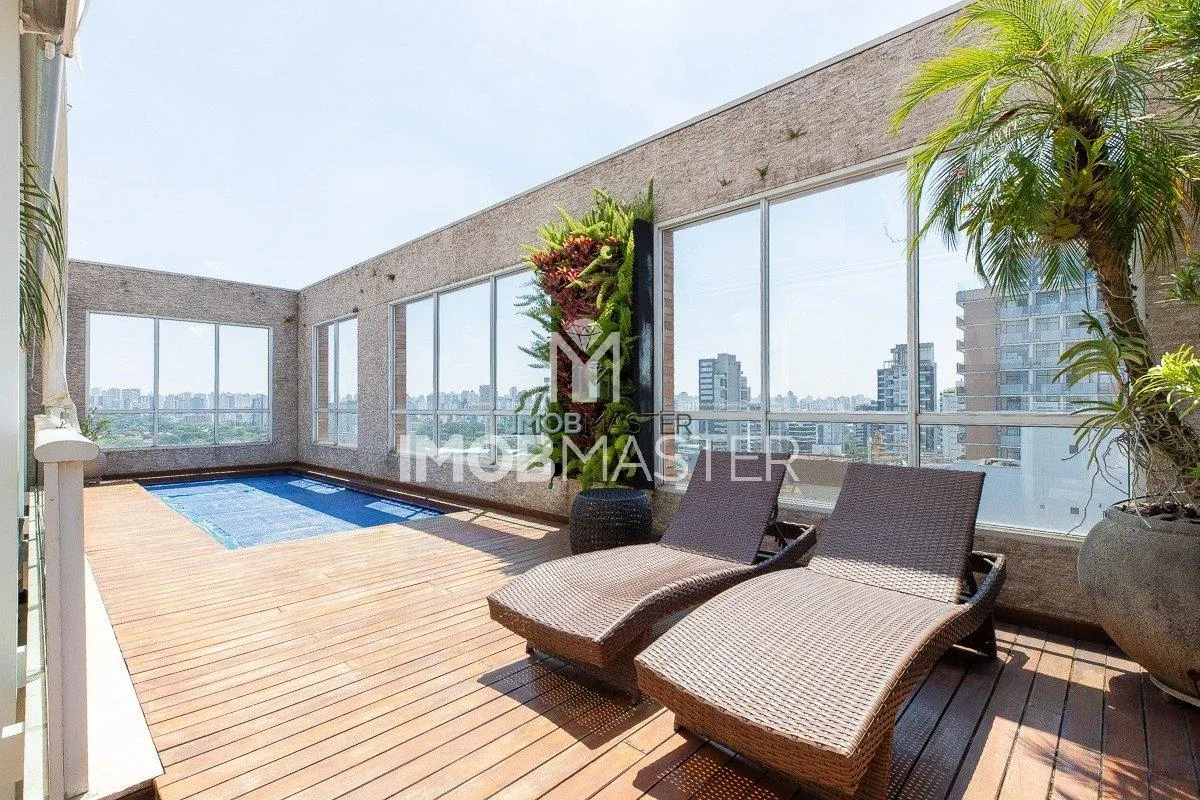 Cobertura com 4 suítes à venda em Moema, São Paulo, por R$ 13.800.000