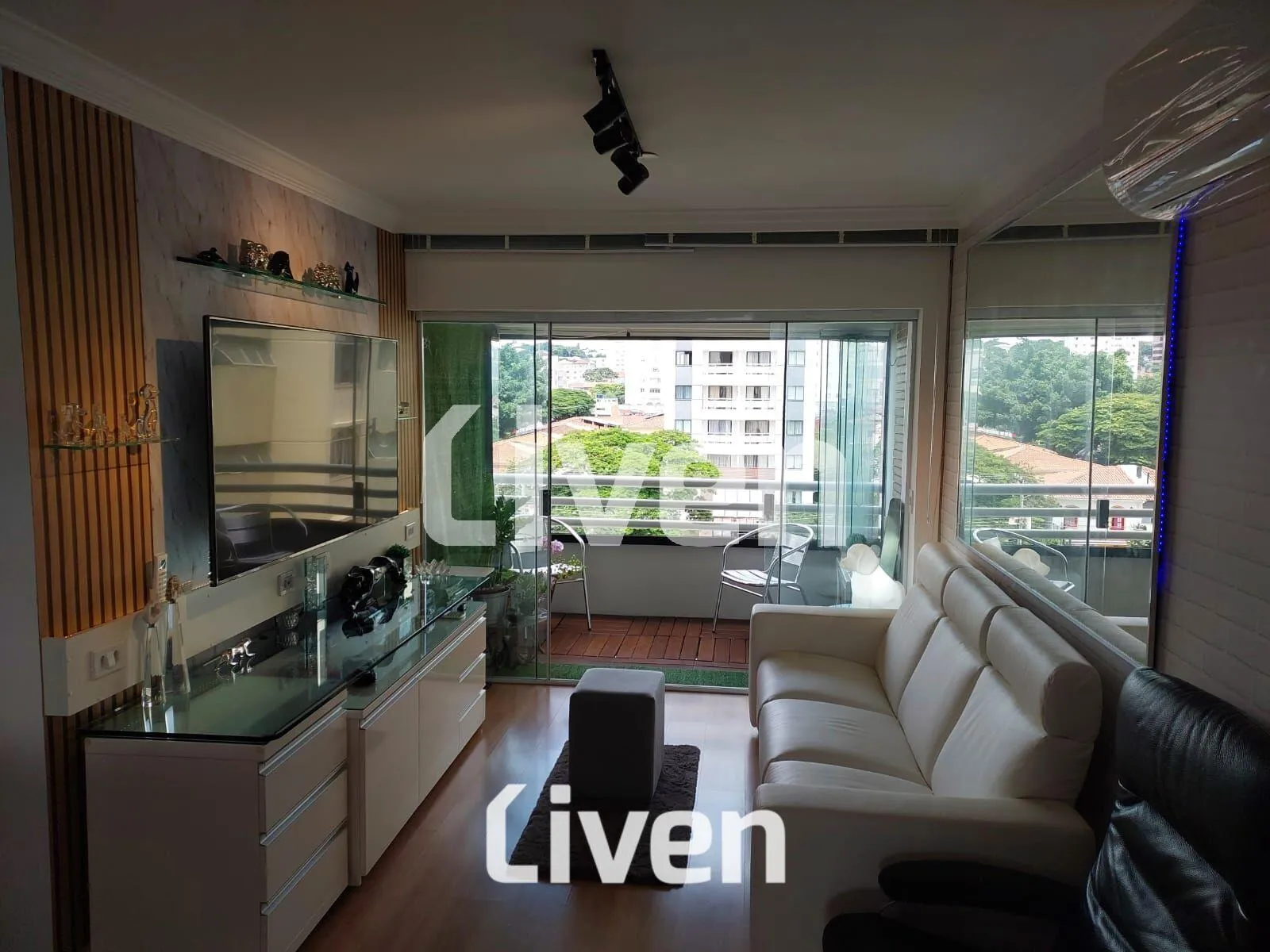 Apartamento com 1 suítes à venda em Moema, São Paulo, por R$ 1.385.000 Imagem 3