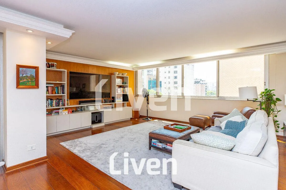 Apartamento com 3 suítes à venda em Itaim Bibi, São Paulo, por R$ 8.900.000 Imagem 2