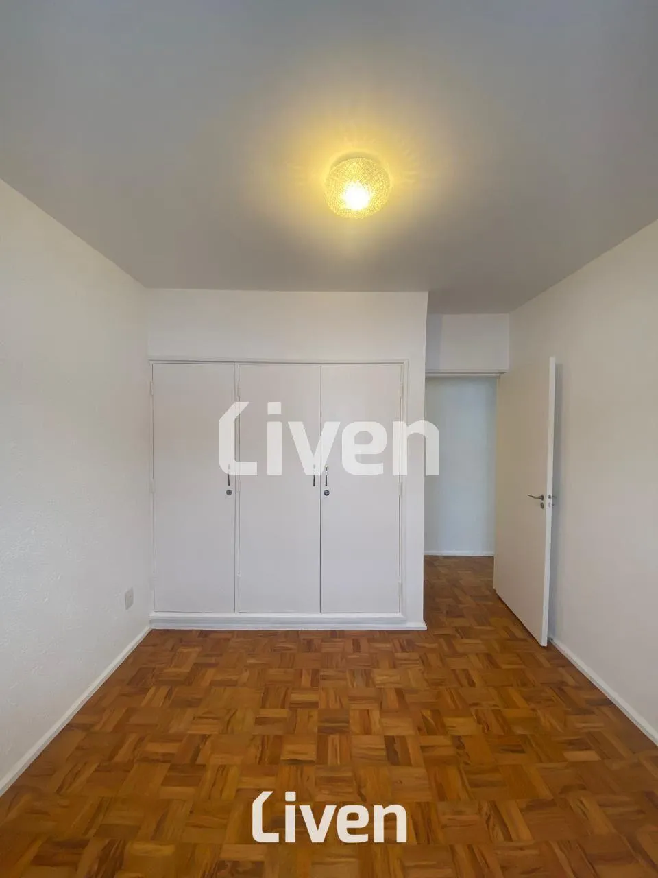 Apartamento com 1 suítes à venda em Jardim América, São Paulo, por R$ 1.010.000 Imagem 8