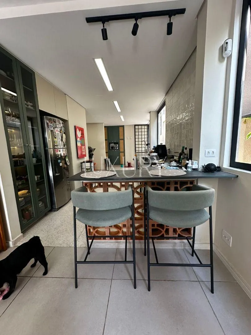 Casa com 3 suítes à venda em Vila Madalena, São Paulo, por R$ 4.500.000 Imagem 24