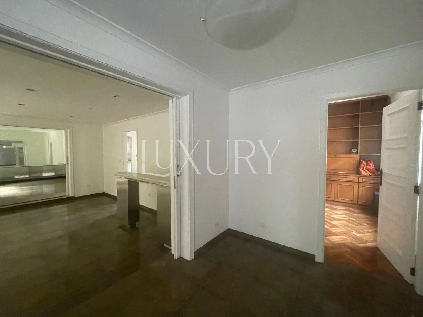 Casa com 2 suítes à venda em Jardim América, São Paulo, por R$ 11.000.000 Imagem 3