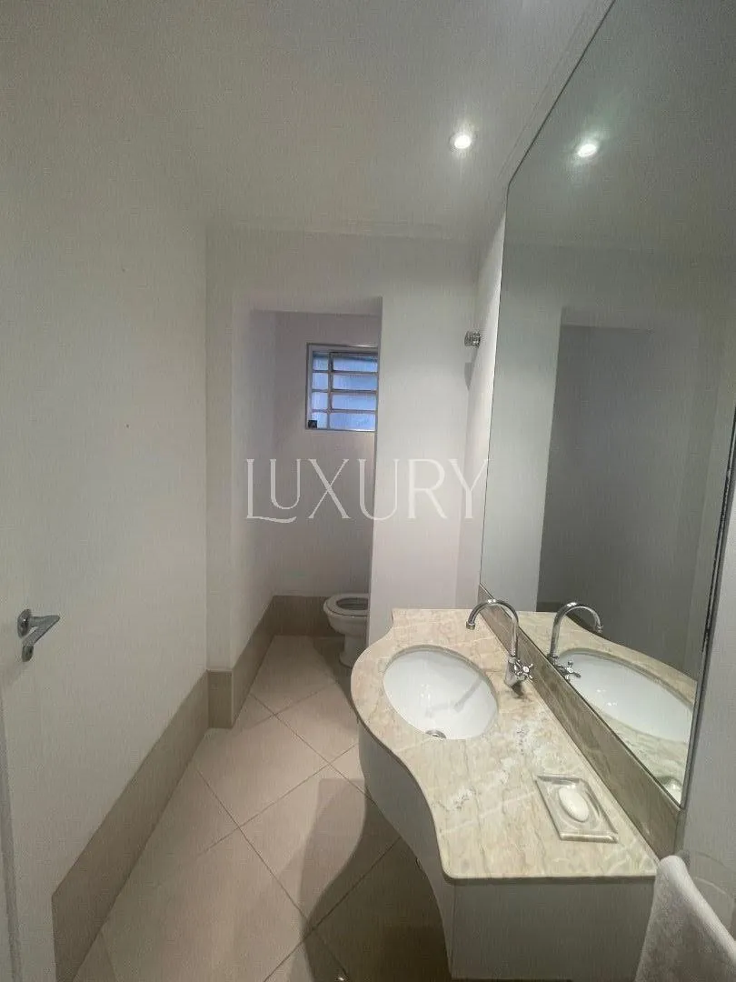 Casa com 2 suítes à venda em Jardim América, São Paulo, por R$ 11.000.000 Imagem 10