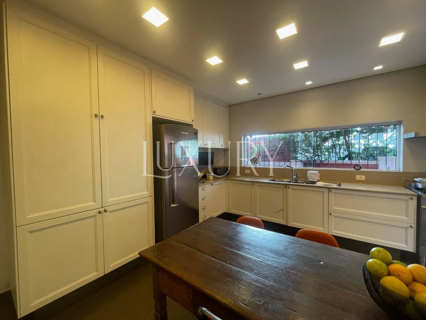 Casa de vila com 2 suítes à venda em Jardim América, São Paulo, por R$ 10.000.000 Imagem 12