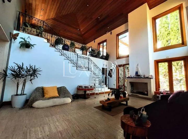 Casa com 3 suítes à venda em Sumaré, São Paulo, por R$ 4.195.000 Imagem 3