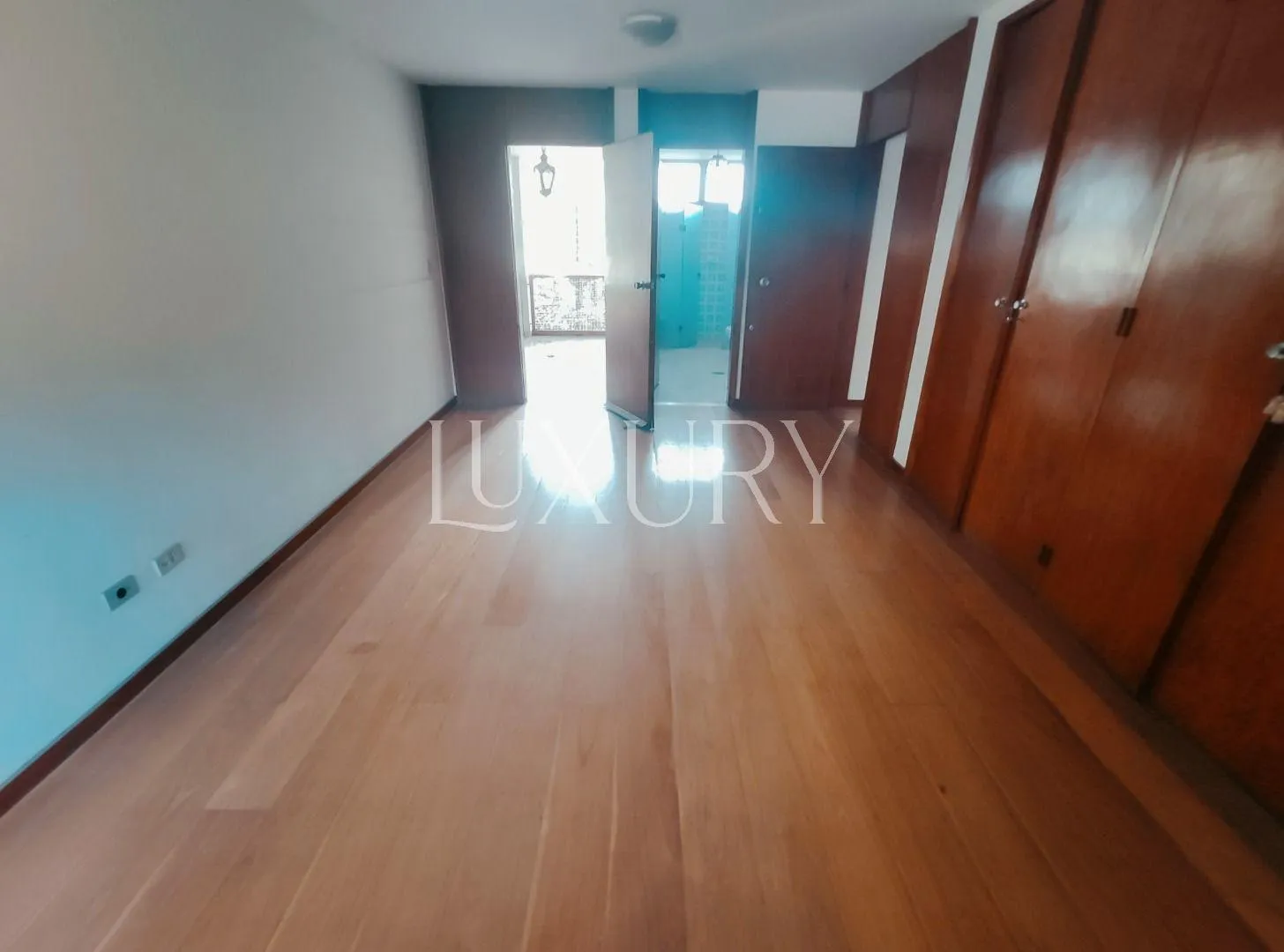 Casa com 4 suítes à venda em Alto De Pinheiros, São Paulo, por R$ 5.390.000 Imagem 16