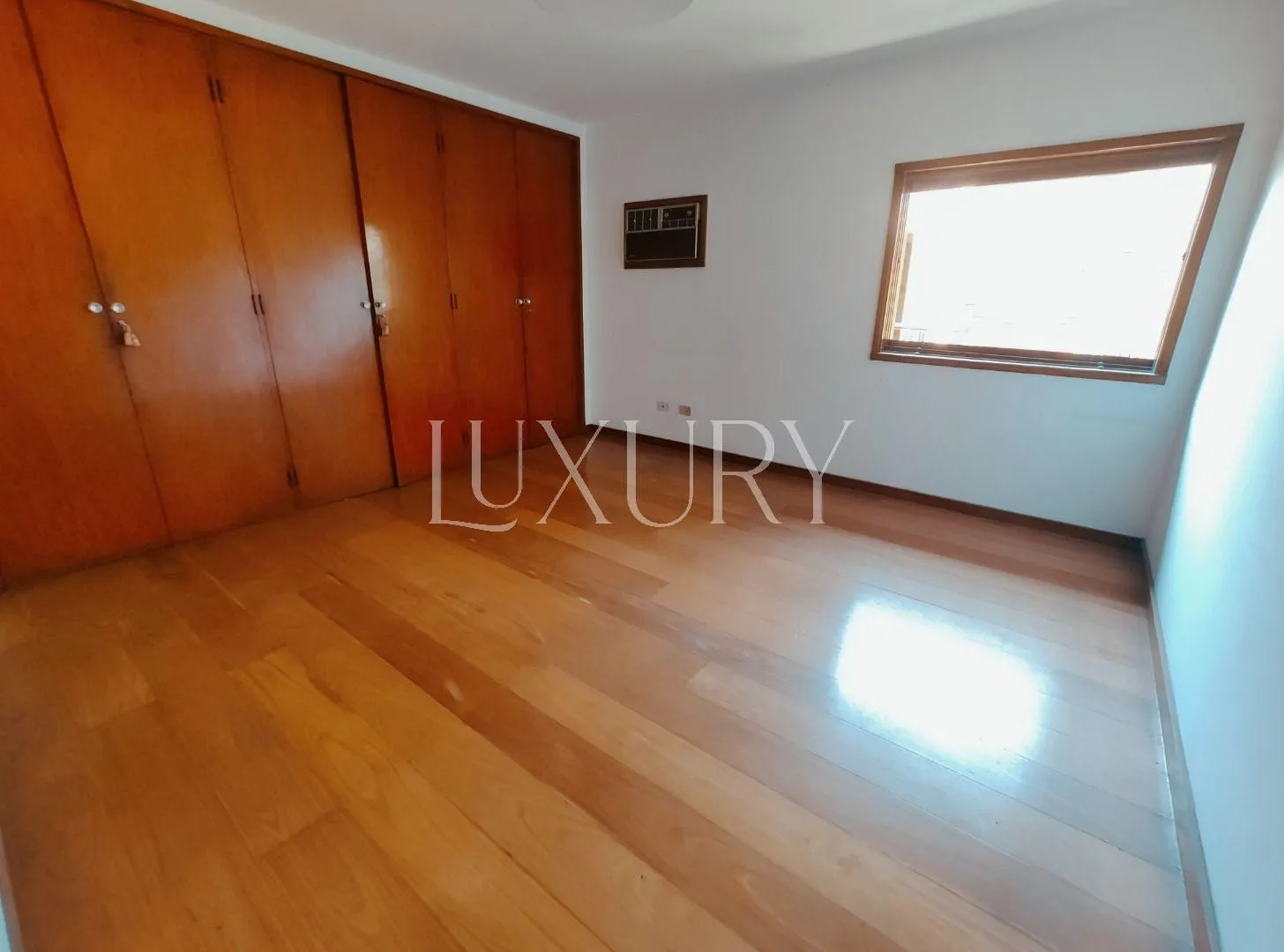 Casa com 4 suítes à venda em Alto De Pinheiros, São Paulo, por R$ 5.390.000 Imagem 17