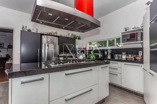 Casa com 3 suítes à venda em Jardim Europa, São Paulo, por R$ 7.200.000 Imagem 25