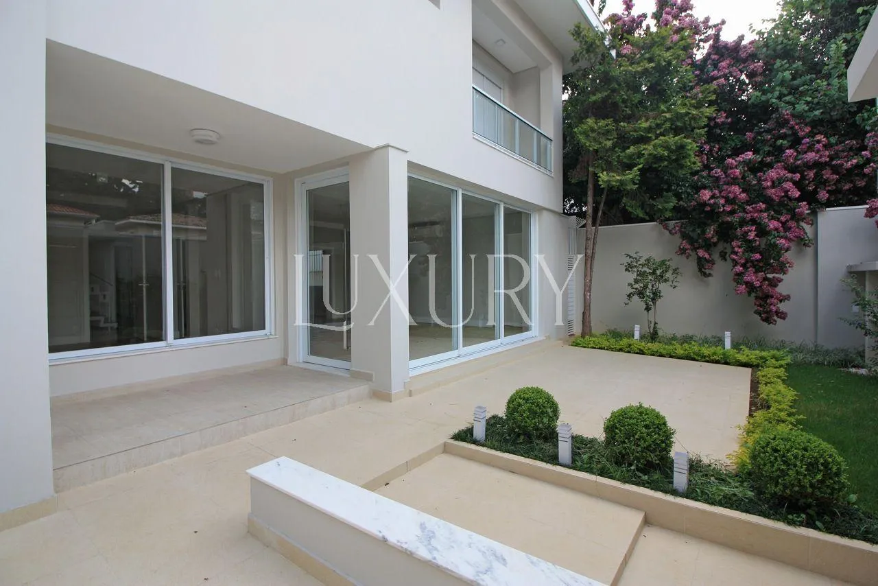 Casa com 3 suítes à venda em Jardim Paulista, São Paulo, por R$ 10.700.000 Imagem 3