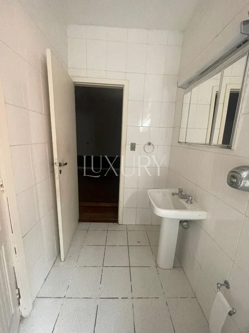 Casa com 1 suítes à venda em Jardim América, São Paulo, por R$ 10.900.000 Imagem 35