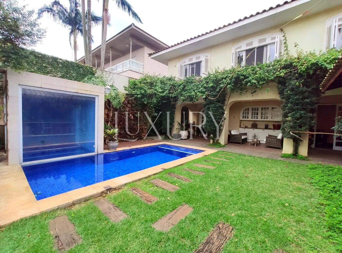 Casa com 4 suítes à venda em Alto de Pinheiros, São Paulo, por R$ 5.790.000