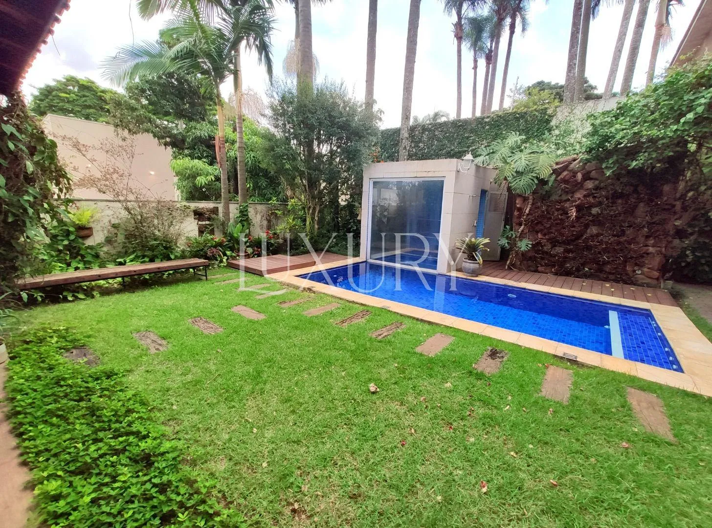 Casa com 4 suítes à venda em Alto de Pinheiros, São Paulo, por R$ 5.790.000 Imagem 3
