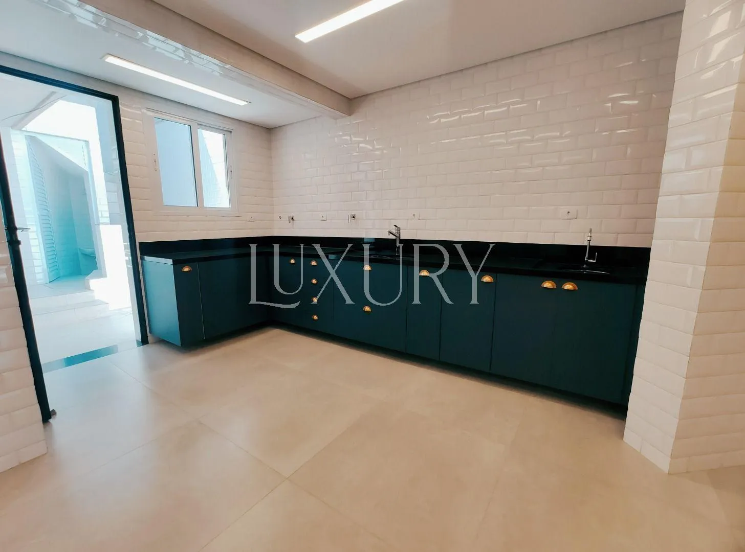 Casa com 2 suítes à venda em Alto De Pinheiros, São Paulo, por R$ 4.390.000 Imagem 10