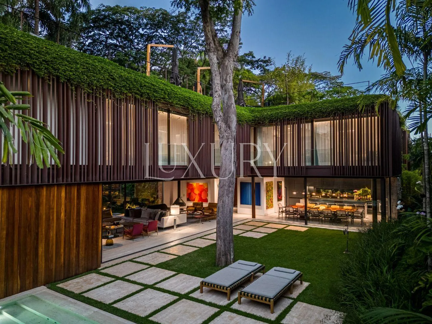 Casa com 4 suítes à venda em Vila Madalena, São Paulo, por R$ 65.000.000 Imagem 2
