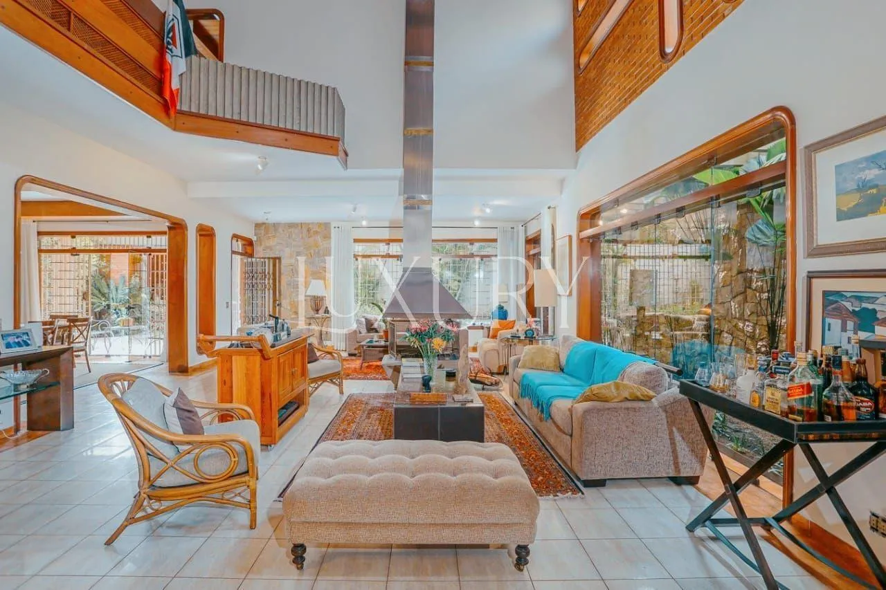 Casa com 4 suítes à venda em Alto de Pinheiros, São Paulo, por R$ 4.850.000 Imagem 12