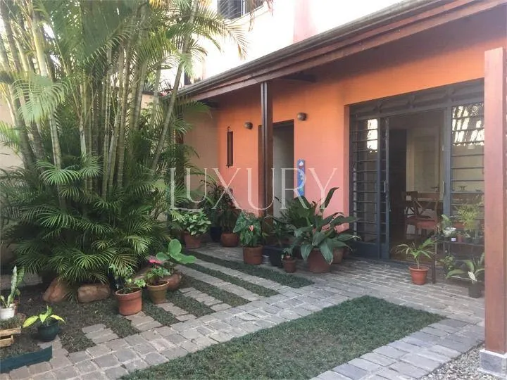 Casa com 1 suítes à venda em Jardim Europa, São Paulo, por R$ 3.500.000