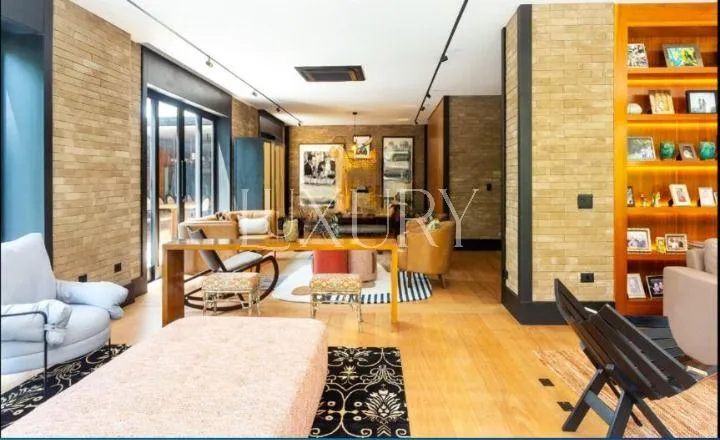 Casa com 5 suítes à venda em Jardim Paulista, São Paulo, por R$ 14.200.000 Imagem 7