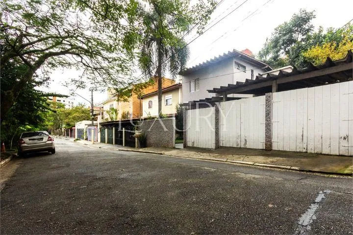 Casa de vila com 1 suítes à venda em Sumarezinho, São Paulo, por R$ 2.250.000 Imagem 24