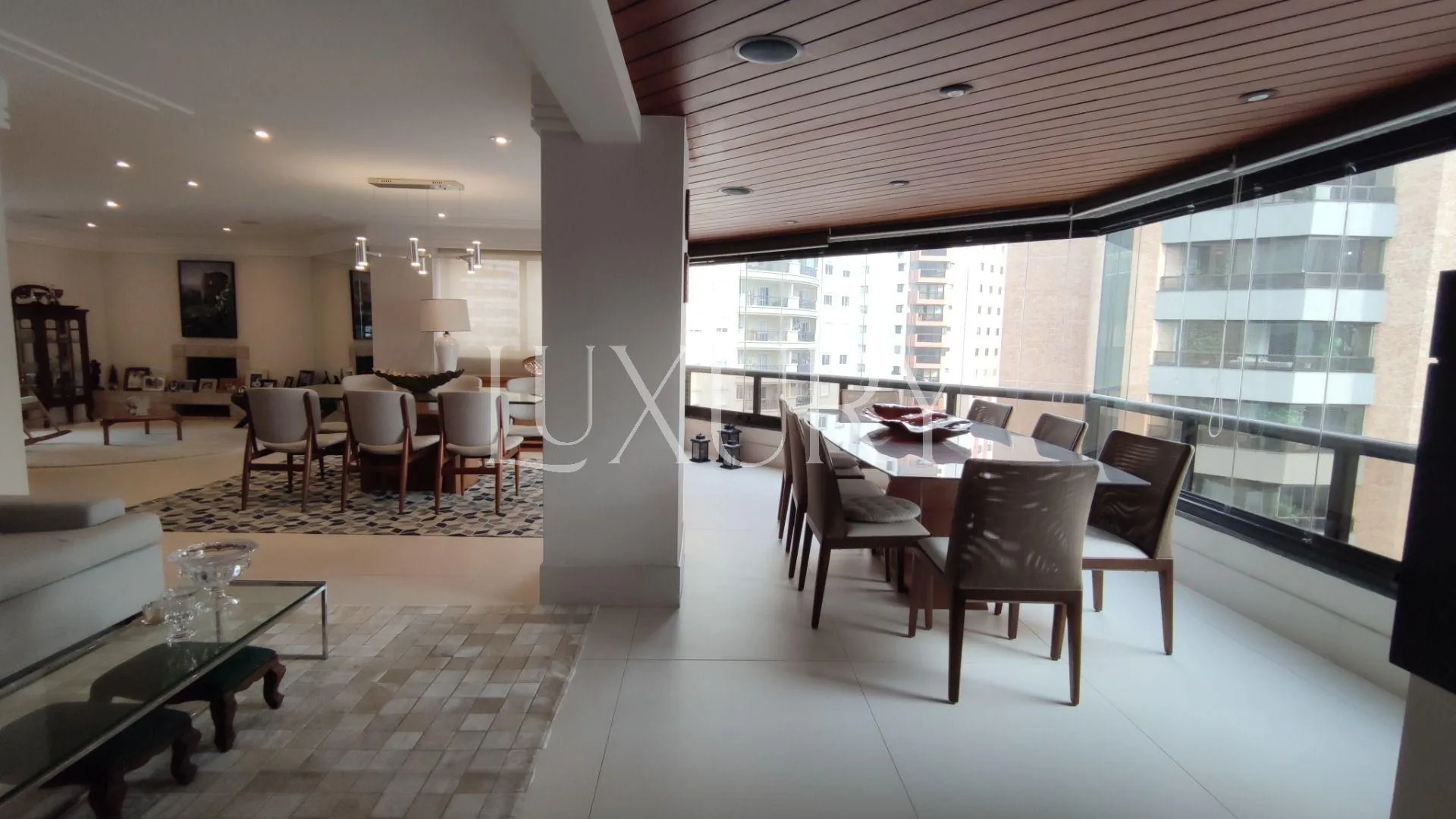 Apartamento com 2 suítes à venda em Perdizes, São Paulo, por R$ 3.000.000